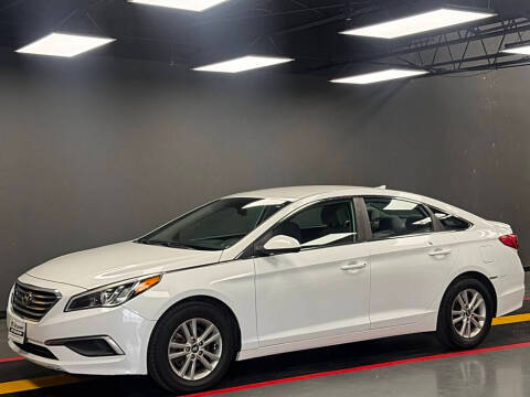 2017 Hyundai Sonata 2.4L FWD photo