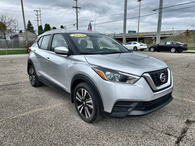 2018 Nissan Kicks SV FWD photo
