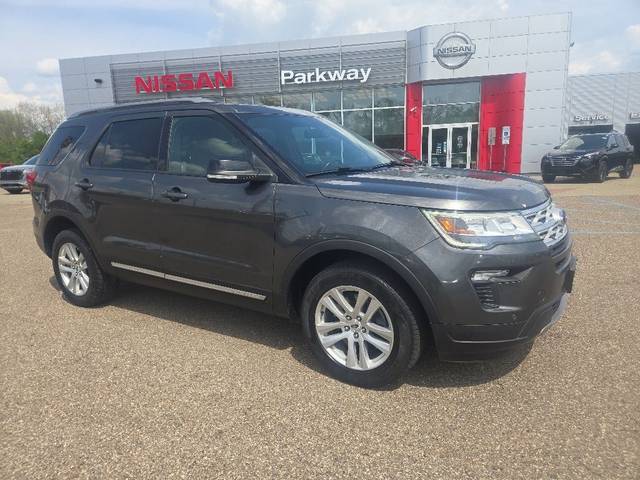 2018 Ford Explorer XLT 4WD photo