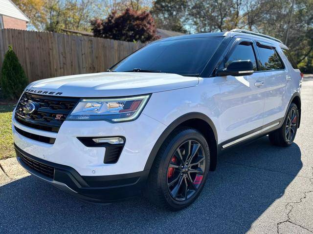 2018 Ford Explorer XLT 4WD photo