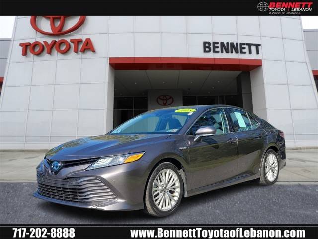 2018 Toyota Camry Hybrid XLE FWD photo