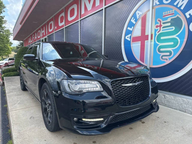 2018 Chrysler 300 300S AWD photo