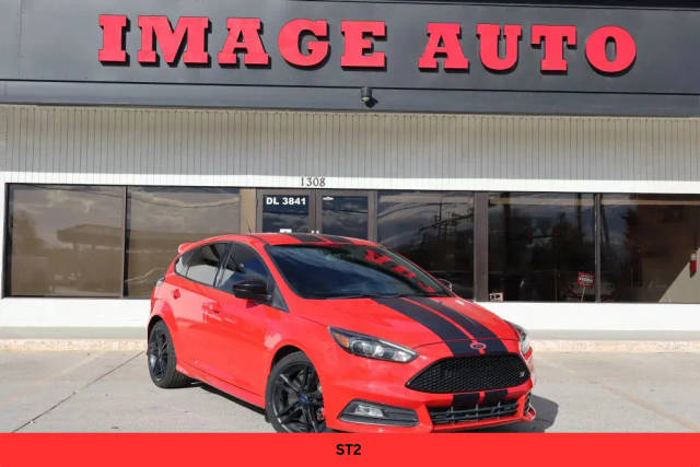 2015 Ford Focus ST FWD photo