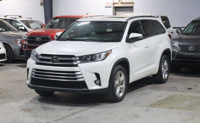 2018 Toyota Highlander Limited AWD photo