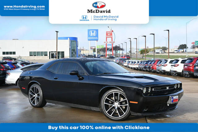 2018 Dodge Challenger SXT RWD photo