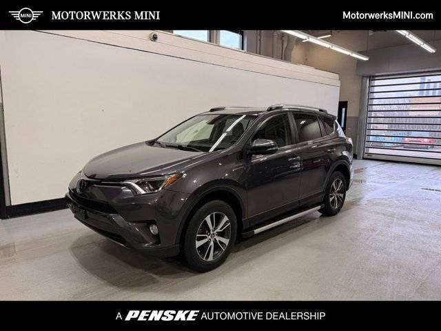 2018 Toyota RAV4 XLE AWD photo