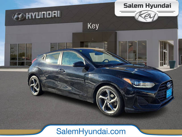 2019 Hyundai Veloster 2.0 FWD photo