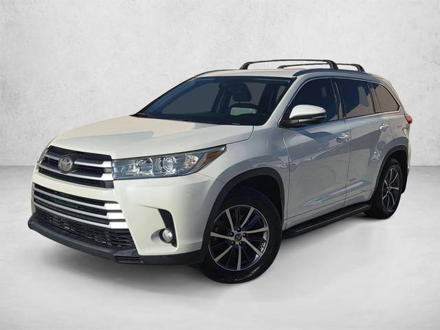 2018 Toyota Highlander XLE AWD photo
