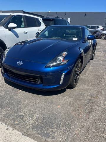2019 Nissan 370Z Sport Touring RWD photo