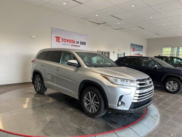 2018 Toyota Highlander Hybrid XLE AWD photo
