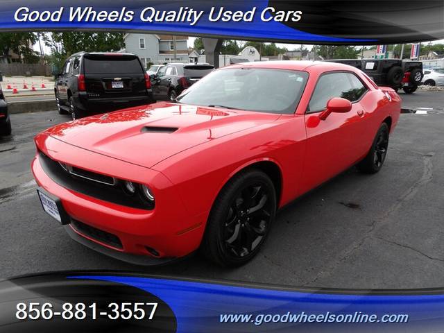 2018 Dodge Challenger SXT Plus RWD photo