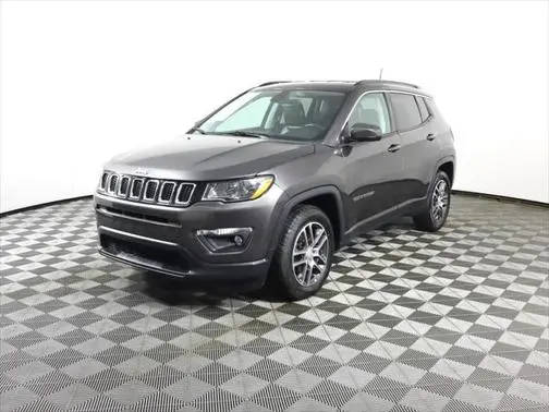2018 Jeep Compass Latitude FWD photo