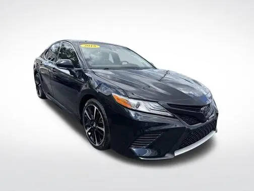 2018 Toyota Camry XSE FWD photo
