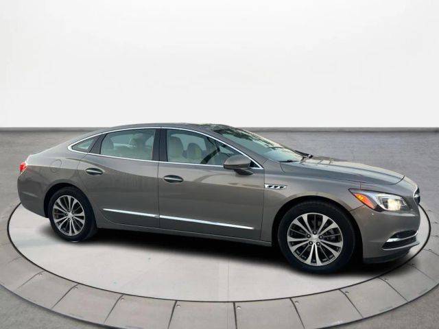 2019 Buick LaCrosse Essence FWD photo