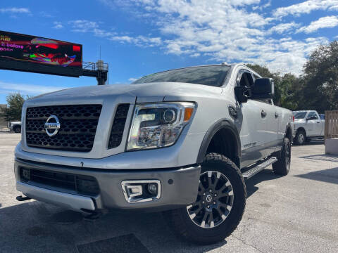 2018 Nissan Titan XD PRO-4X 4WD photo