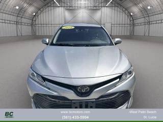 2018 Toyota Camry XLE FWD photo