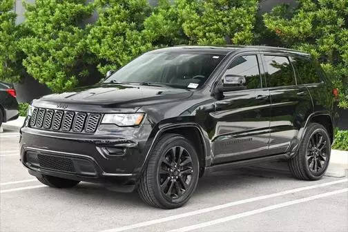 2018 Jeep Grand Cherokee Altitude RWD photo