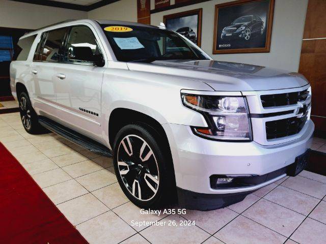 2019 Chevrolet Suburban Premier 4WD photo