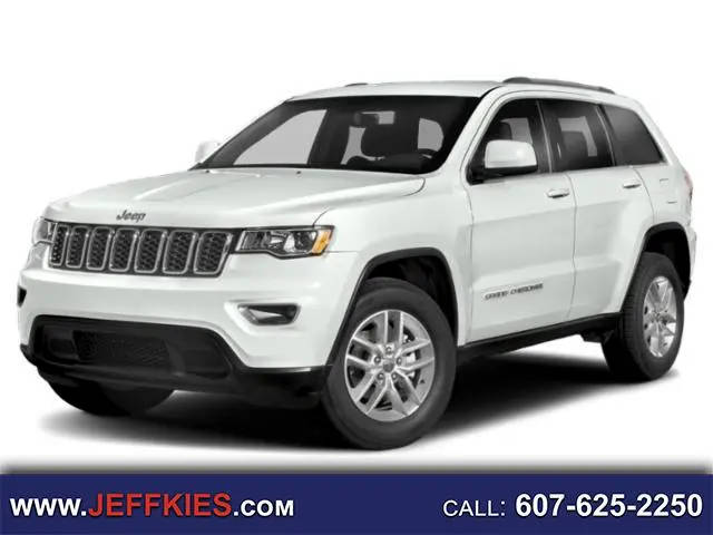2018 Jeep Grand Cherokee Laredo E 4WD photo