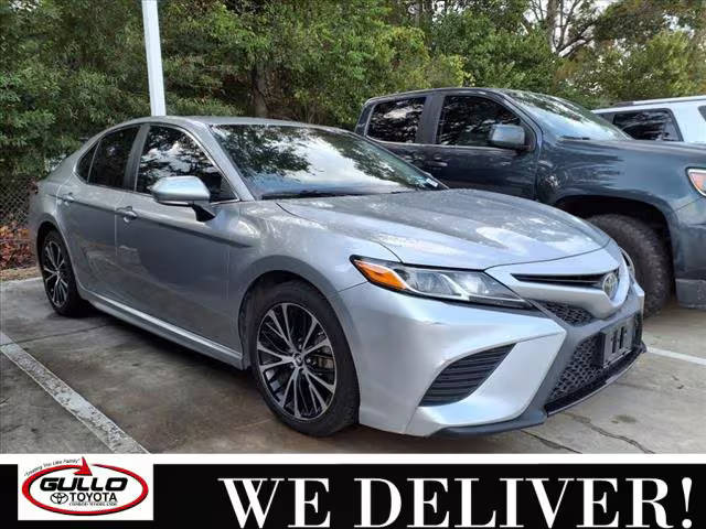 2018 Toyota Camry SE FWD photo