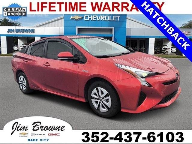 2018 Toyota Prius Three FWD photo