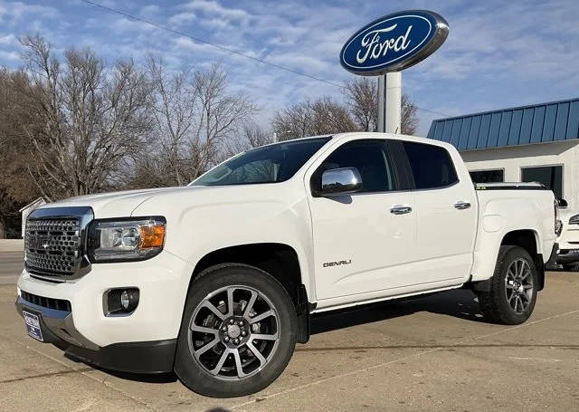 2019 GMC Canyon 4WD Denali 4WD photo