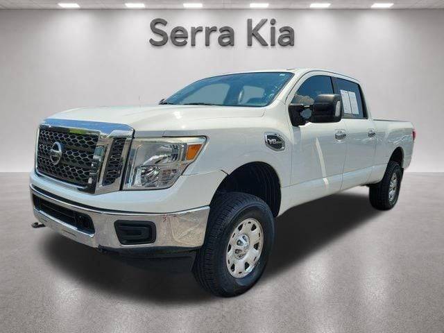 2018 Nissan Titan XD SV RWD photo
