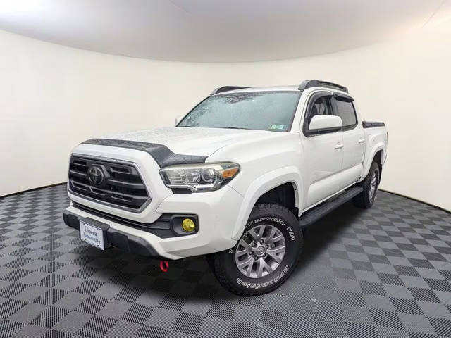 2018 Toyota Tacoma SR5 4WD photo