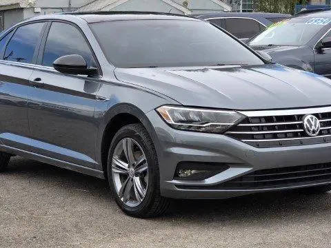 2019 Volkswagen Jetta R-Line FWD photo
