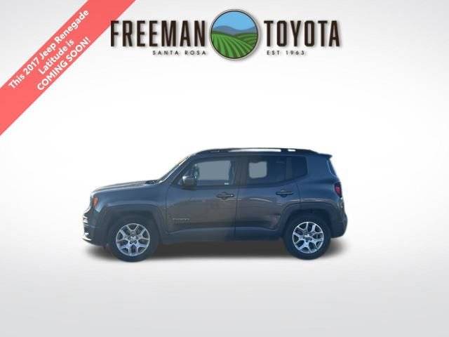 2017 Jeep Renegade Latitude FWD photo