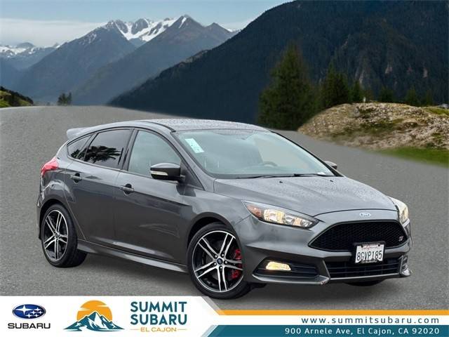 2018 Ford Focus ST FWD photo