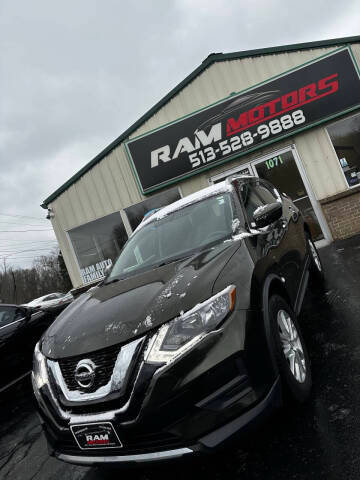 2017 Nissan Rogue SV AWD photo