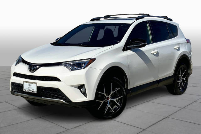 2018 Toyota RAV4 SE FWD photo