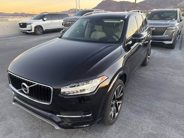 2019 Volvo XC90 Momentum AWD photo