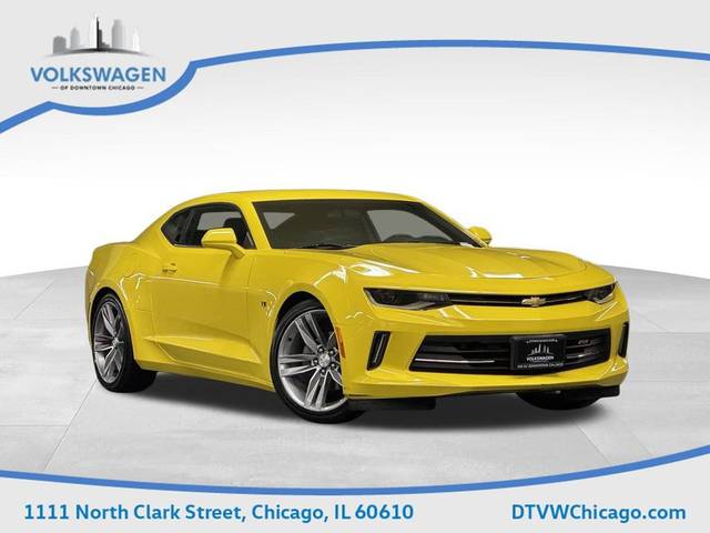 2017 Chevrolet Camaro 1LT RWD photo