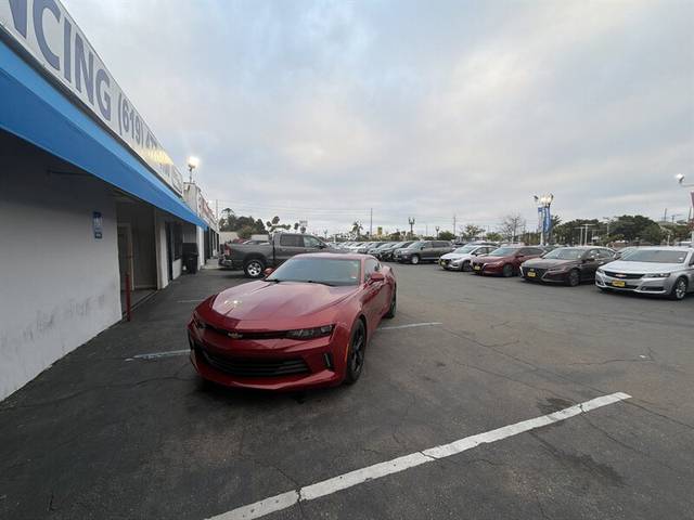2018 Chevrolet Camaro 1LT RWD photo