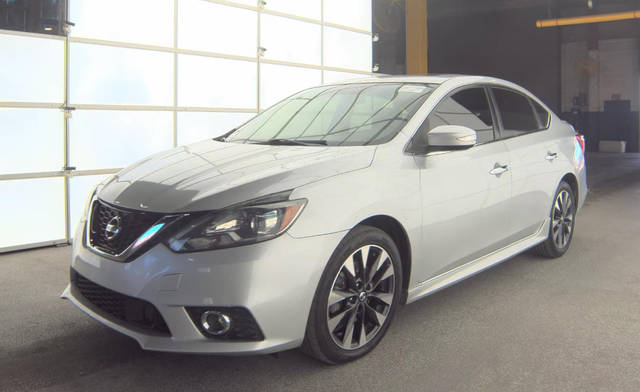 2018 Nissan Sentra SR Turbo FWD photo