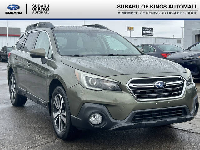 2018 Subaru Outback Limited AWD photo