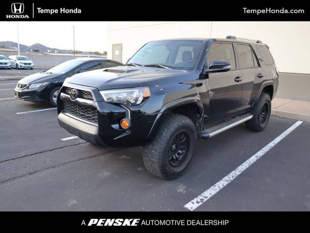 2018 Toyota 4Runner TRD Off Road Premium 4WD photo