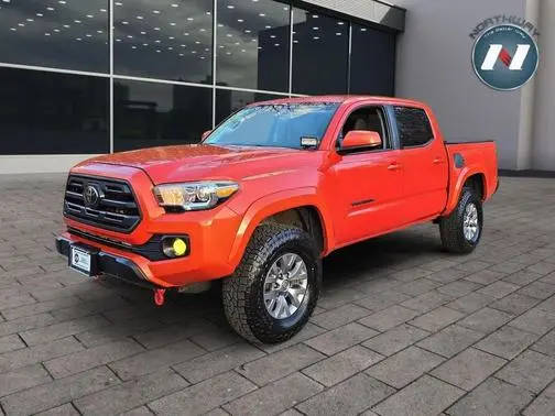 2018 Toyota Tacoma SR5 4WD photo