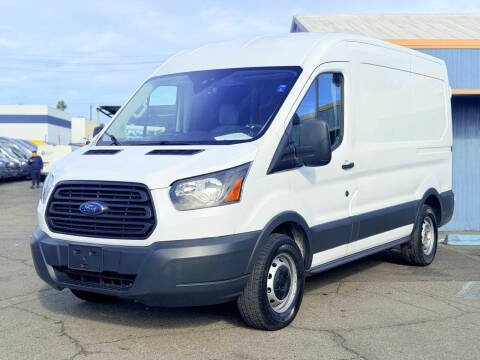 2018 Ford Transit Van RWD photo
