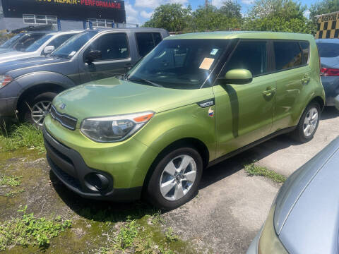 2019 Kia Soul Base FWD photo