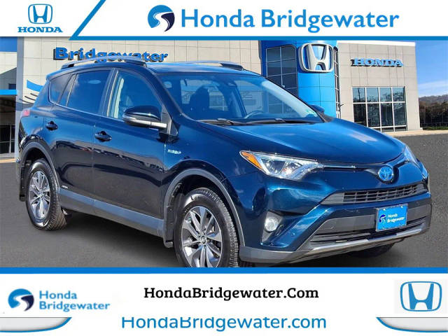 2018 Toyota RAV4 Hybrid XLE AWD photo