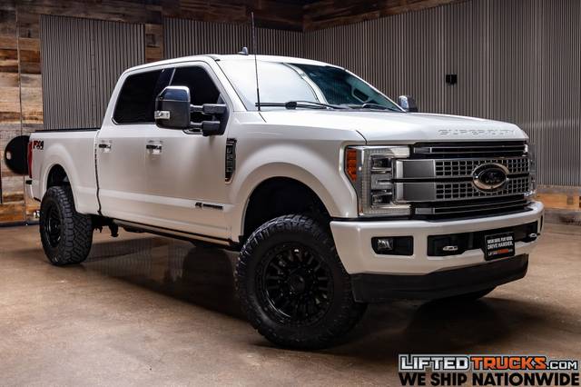 2019 Ford F-250 Super Duty Platinum 4WD photo
