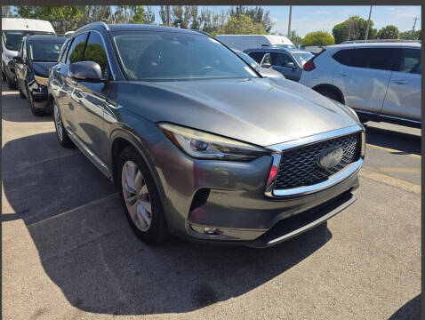 2019 Infiniti QX50 ESSENTIAL FWD photo