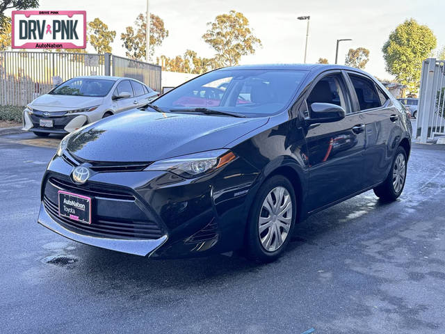 2019 Toyota Corolla LE FWD photo