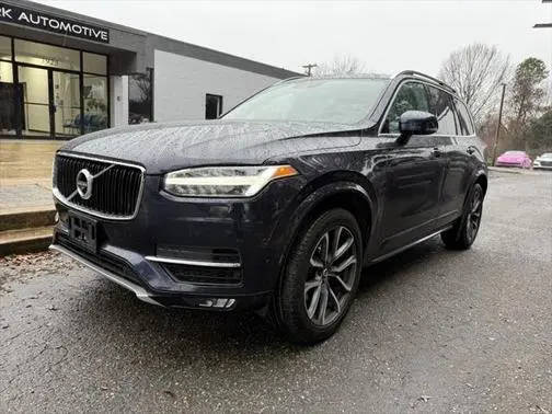 2019 Volvo XC90 Momentum AWD photo