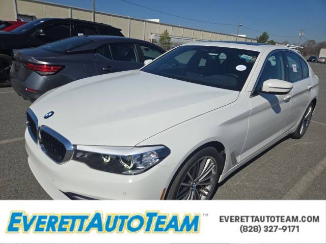 2018 BMW 5 Series 530i xDrive AWD photo