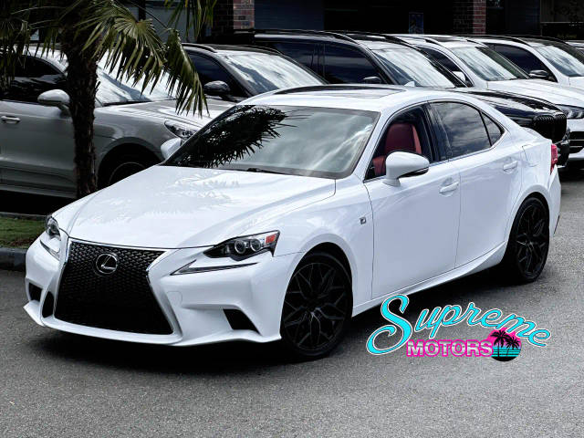 2015 Lexus IS  RWD photo