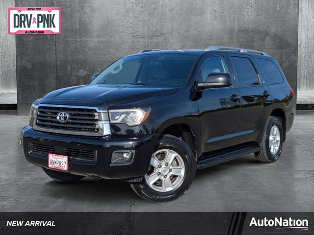 2018 Toyota Sequoia SR5 RWD photo